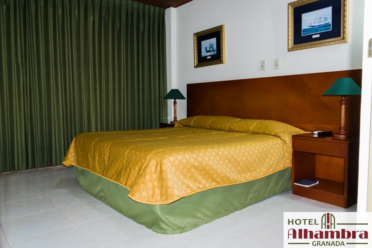 Hotel Alhambra Granada  Buitenkant foto