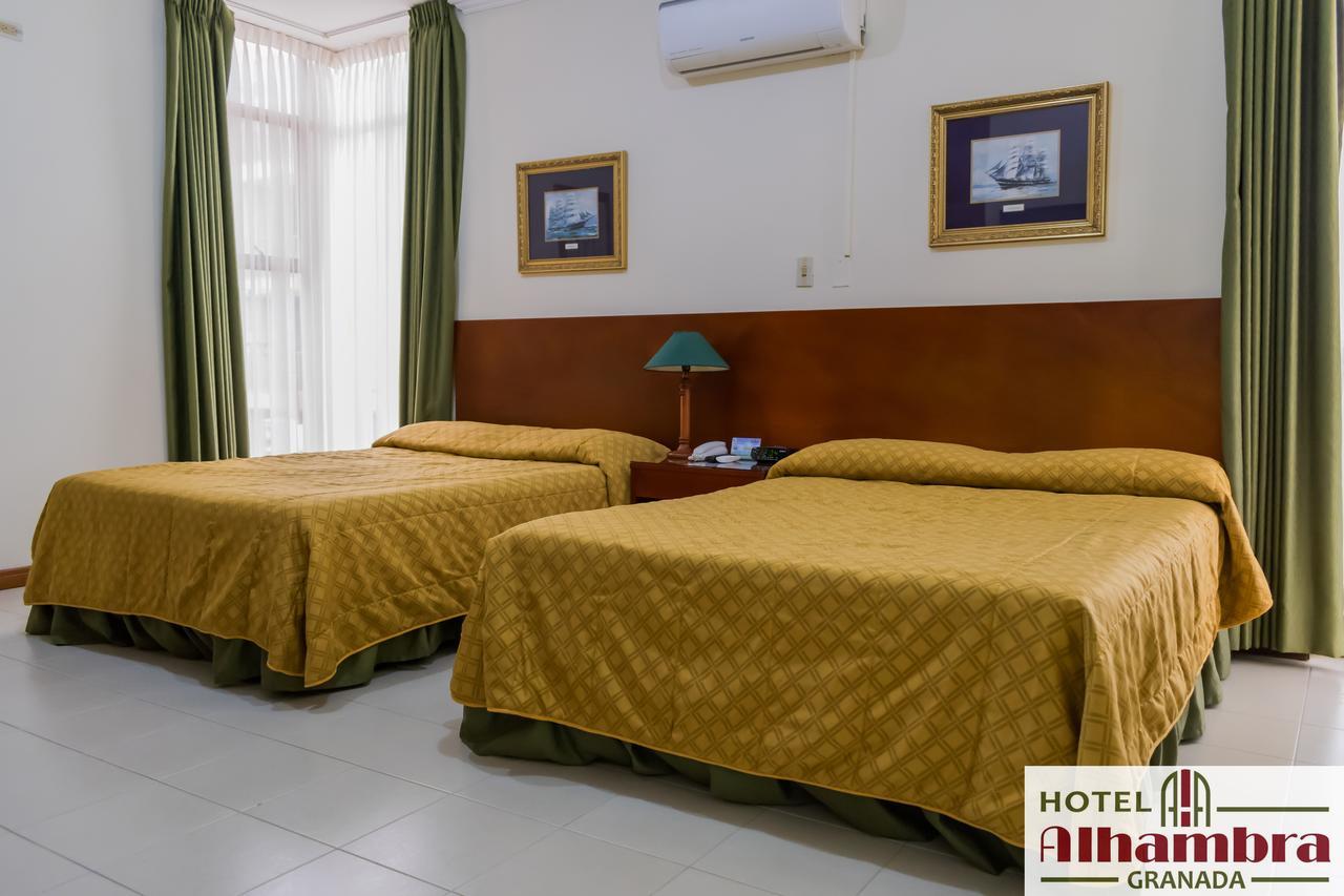 Hotel Alhambra Granada  Buitenkant foto