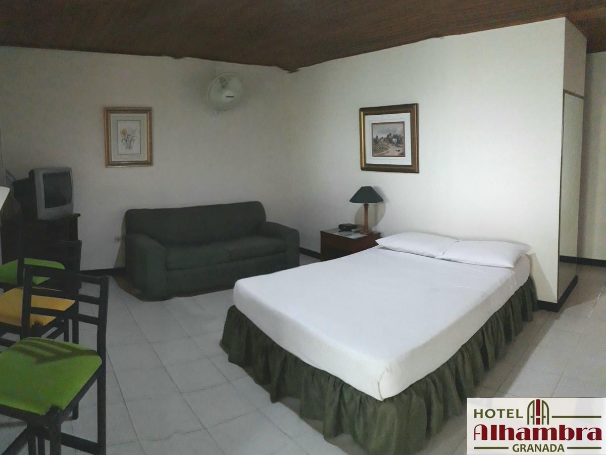 Hotel Alhambra Granada  Buitenkant foto